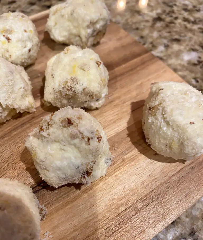 Easy to make SugarFree Lemon Cream Cheese Bites.