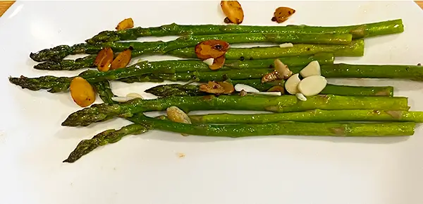 easy to make asparagus recipes - sautéed asparagus with almonds