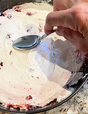 Sugar-free raspberry Chocolate Cheesecake recipe - top layer
