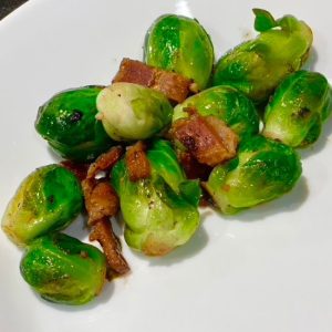 sugar free low carb maple bacon brussel sprouts