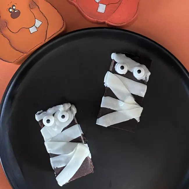 sugar free mummy brownies for halloween